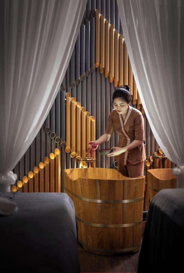 Aira Boutique Hanoi Hotel & Spa Экстерьер фото